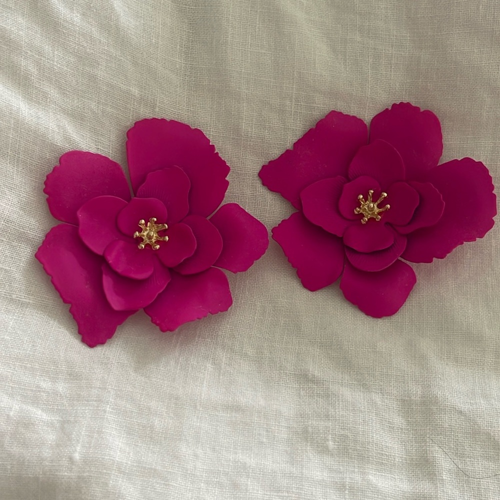 Hot pink flower earrings